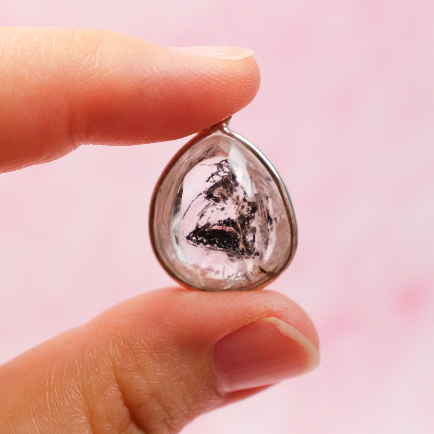 Enhydro Quartz Pendant (5A)
