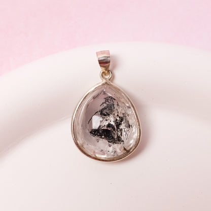 Enhydro Quartz Pendant (5A)