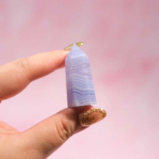 The Not-So-Polished : Blue Lace Agate Small Point (ND)