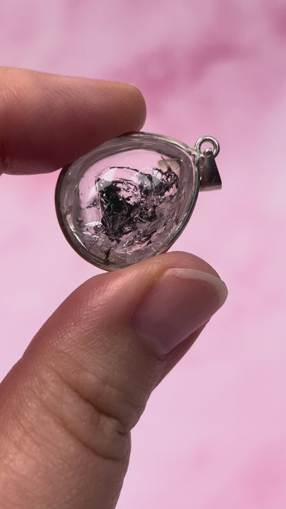 Enhydro Quartz Pendant (5A)